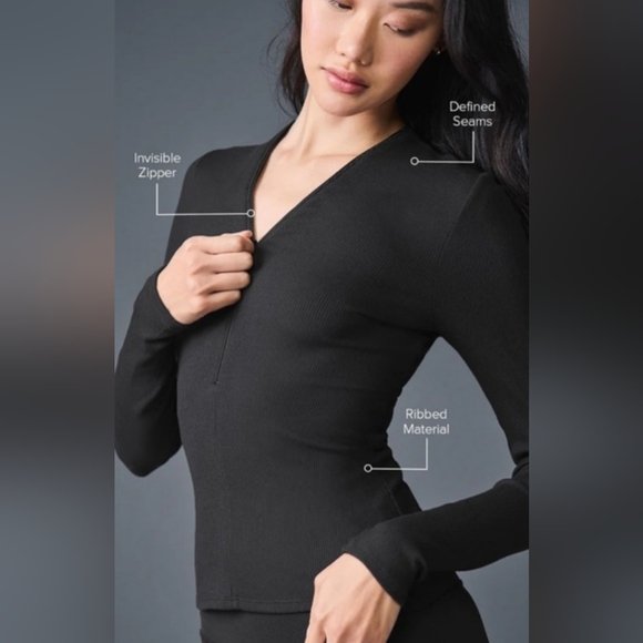 Alo Yoga Ribbed Mesmerize Long Sleeve Size M NWT - Picture 2 of 5